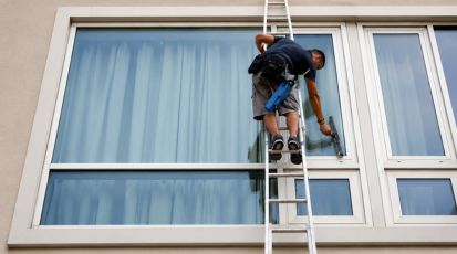 Apartment Window Cleaning