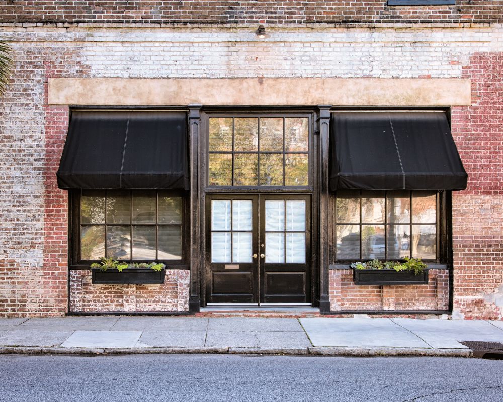Storefront & Retail Window Cleaning